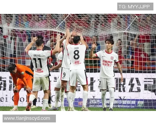 中超第15轮广州恒大迎战上海申花争夺关键三分全力以赴展现球队实力