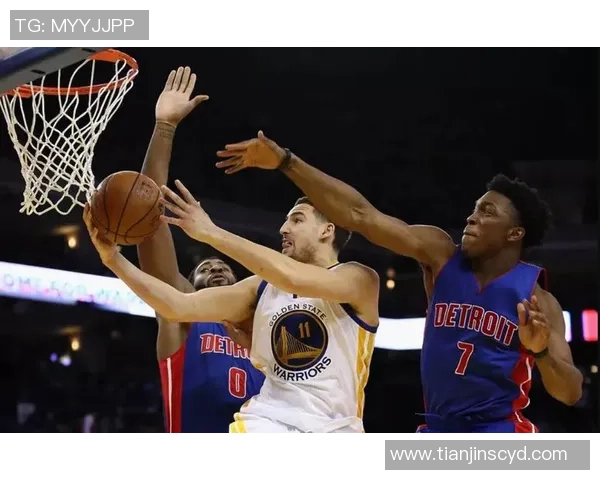 勇士与公牛激战全场回顾11月21日第四节精彩瞬间分析 勇士与公牛激战全场回顾11月21日第四节精彩瞬间分析