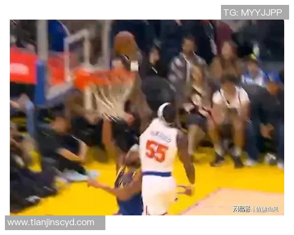 纽约尼克斯与波特兰开拓者激战正酣谁将赢得这场精彩对决