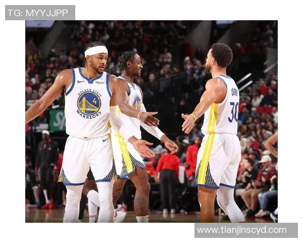 库里9分,勇士大胜西部垫底!穆迪迸发轰32分,勇士露出两点缺乏 库里9分,勇士大胜西部垫底!穆迪迸发轰32分,勇士露出两点缺乏